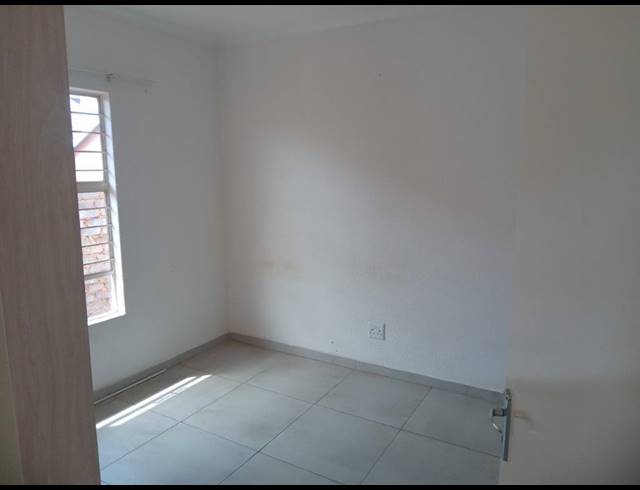2 BEDROOM FREEHOLD FOR SALE IN SALFIN